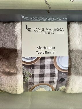 Koolaburra Faux Fur Plaid Table Runner in Brown, Cream & White